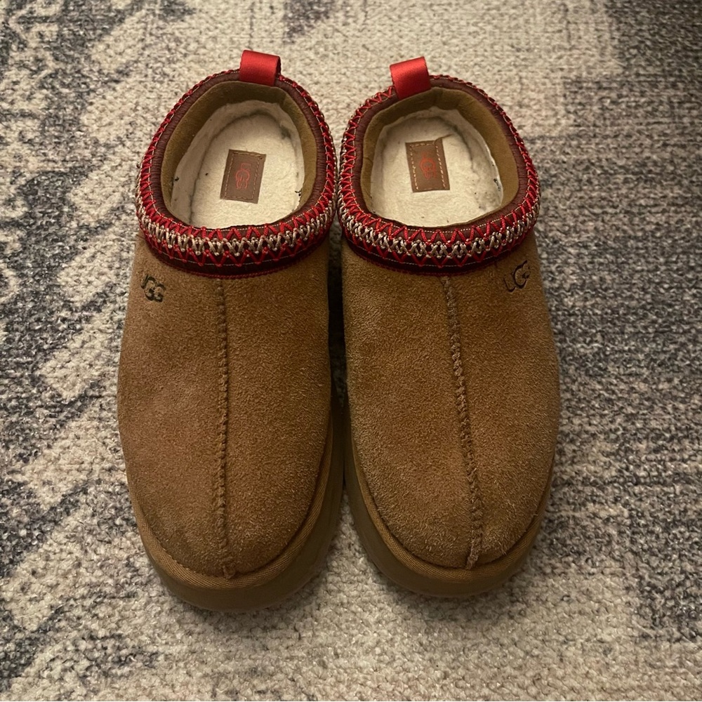UGG Tazz Shoes Women’s 9